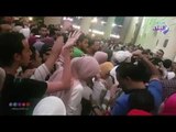 صدي البلد | مظاهرة في حب حماقي أمام أبواب أحد فنادق الإسكندرية