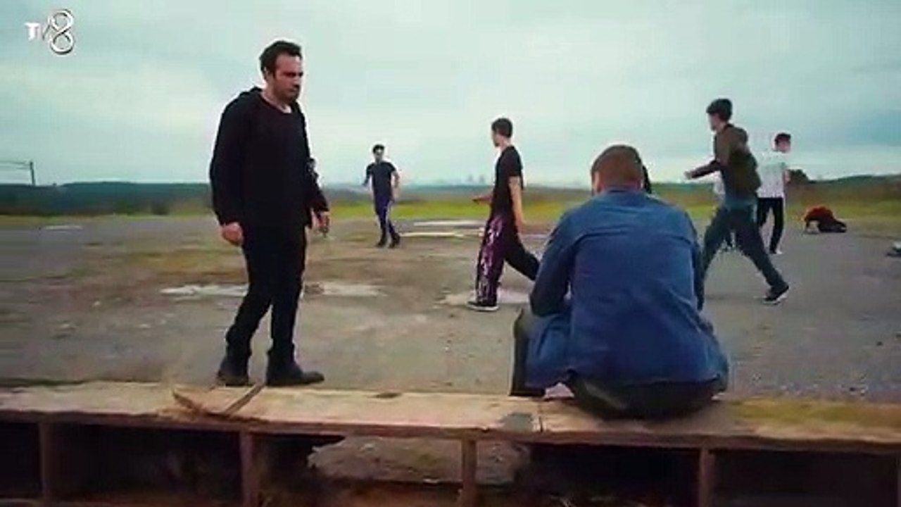 Demir, Cemal'e kafa attı - Kızım 4. Bölüm