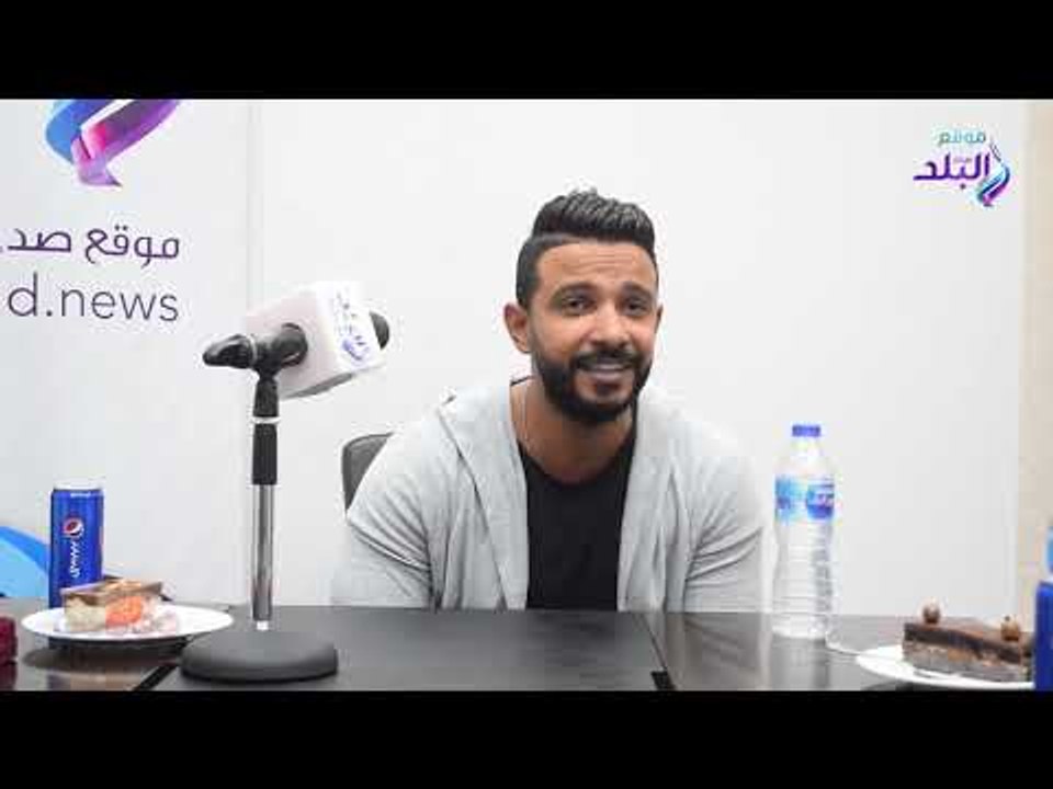 صدى البلد | محمد حسن يغني سلامات خلال إستضافته...