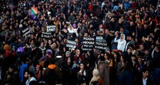 Ezanın Protesto Edildiği İddialarına Feministlerden Cevap Geldi