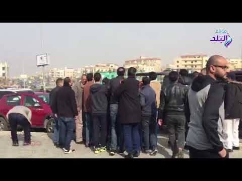 صدي البلد | تشييع جثمان شقيق محمد فؤاد من مسجد الشربتلى بالتجمع