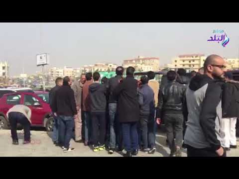 صدي البلد | تشييع جثمان شقيق محمد فؤاد من مسجد الشربتلى بالتجمع