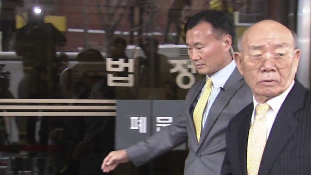 전두환 재판 잠시 후 시작...쟁점은 '헬기 사격' / YTN