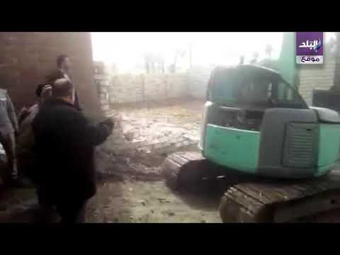 صدى البلد | محافظ الفيوم يشرف على إزالة مبنى مخالف بـ سنهور القبلية