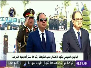 الرئيس السيسي يضع إكليلا من الزهور على النصب التذكارى لشهداء الشرطة