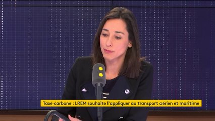 Pollution : Brune Poirson veut "aller encore plus loin pour taxer les émissions" des secteurs aérien et maritime