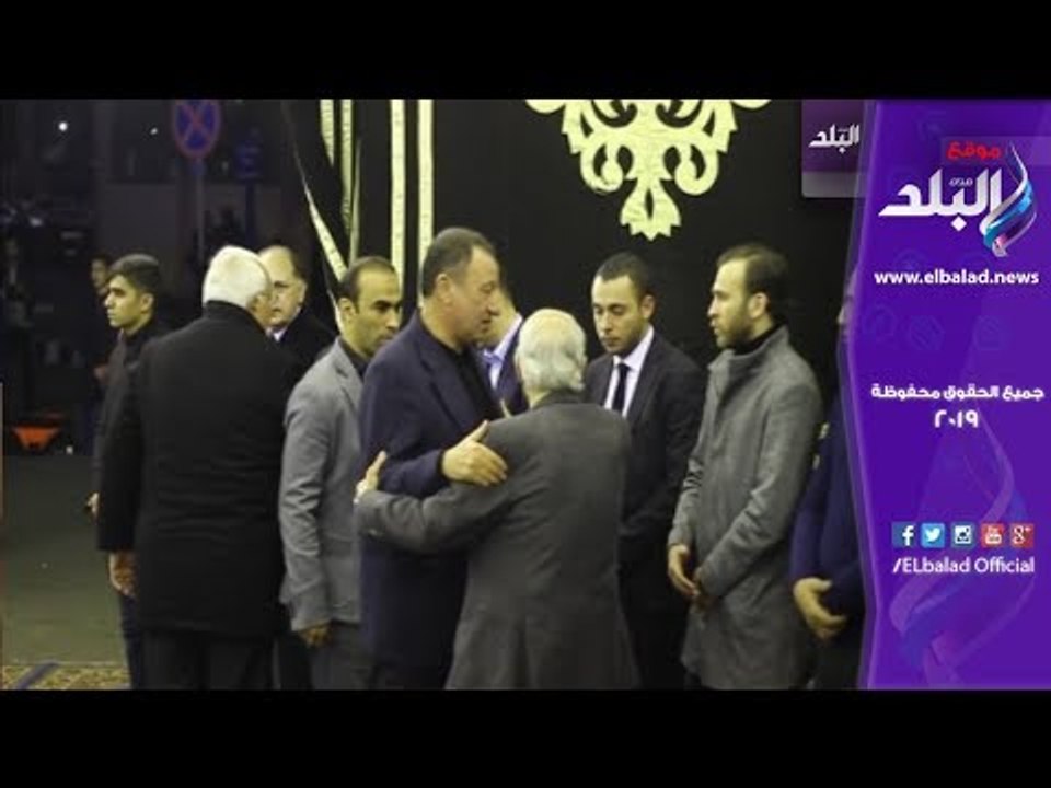 صدي البلد | محمود الخطيب يقدم واجب العزاء في الناقد الرياضي خالد توحيد