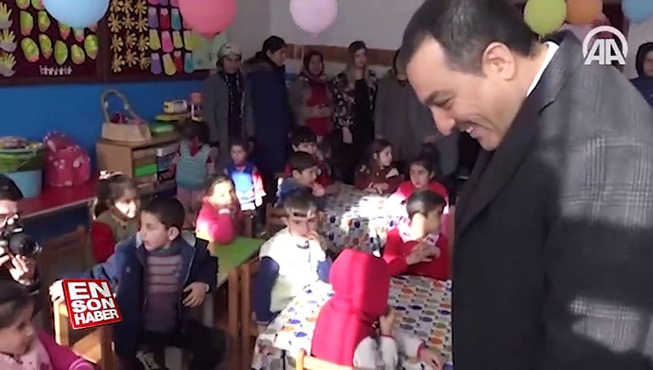Valinin tatil sorusuna '15 gün yatacağım' diyen ufaklık