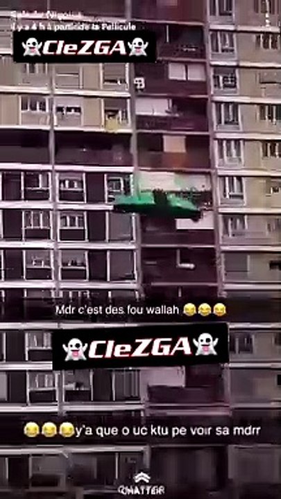 Il saute en parachute depuis la fenêtre de son appartement à Lyon !