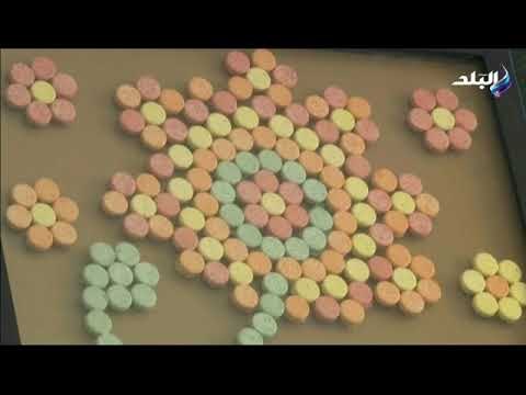 شاهد..صيدلانية أردنية تُبدع أعمالا فنية من أقراص علاج منتهية الصلاحية