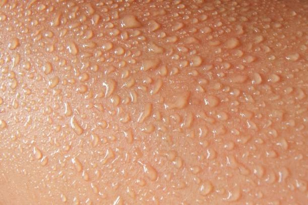 Hyperhidrose: Welche Lebensmittel sollte man vermeiden, um mit dem Schwitzen aufzuhören?