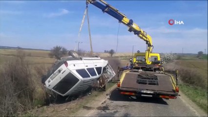 Takla atan araçtan karı koca sağ çıktı