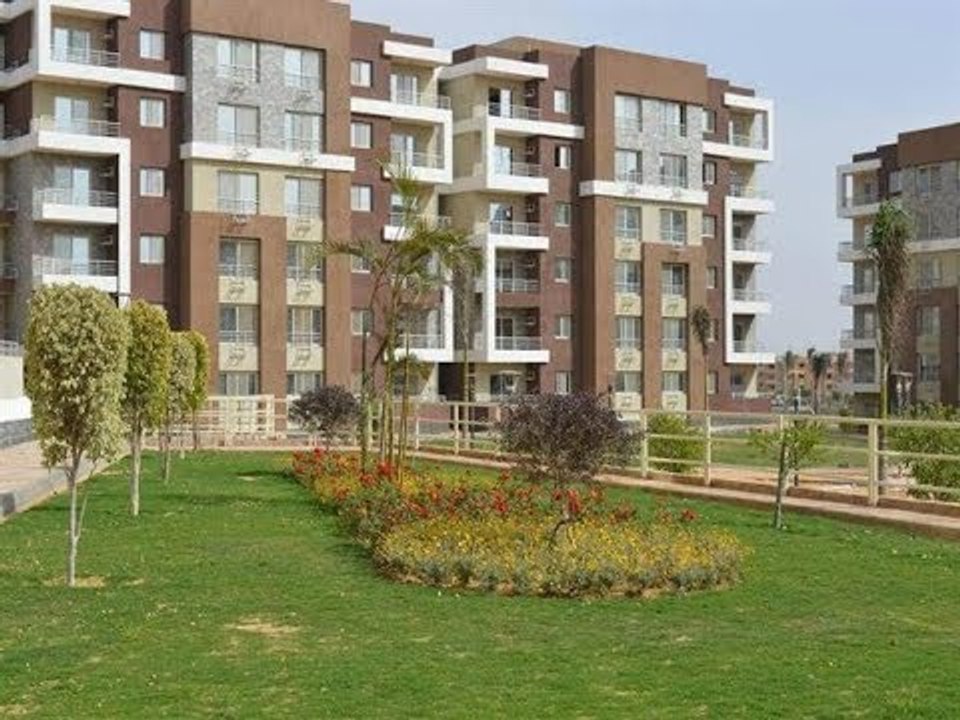 صباح البلد - الإسكان تبدأ تسليم 192 وحدة بالمرحلة الثانية لـ"دار مصر" في الشيخ زايد