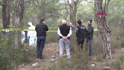 Antalya Parçaya Bölünüp, Toprağa Gömülmüş Erkek Cesedi Bulundu