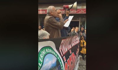 "Gelin bozun oyunu, asla vermeyiz biz bu yaylanın suyunu"