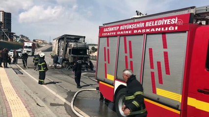 Seyir halindeki tırda yangın - GAZİANTEP