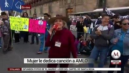 Mujer dedica cancion a AMLO