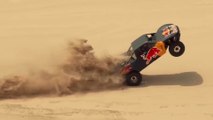 Nasser Al-Attiyah le da una vuelta a Jorge Lorenzo en su Toyota del Dakar