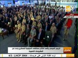 صدى البلد - رئيس هيئة الإمداد والتموين يهدي الرئيس السيسي مصحفا