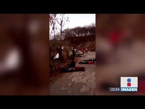 Mueren 25 migrantes en accidente carretero | Noticias con Ciro Gómez Leyva