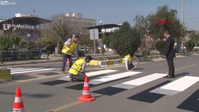 Passage piéton peint en 3D pour protéger les piétons !