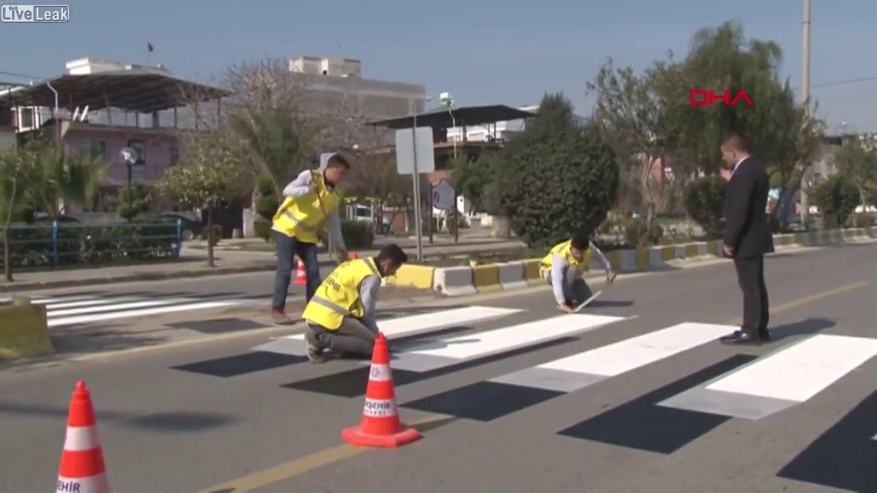 Passage piéton peint en 3D pour protéger les piétons !