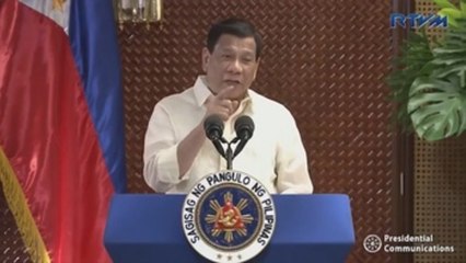 Duterte acusa a feministas de privarle del derecho a la libertad de expresión