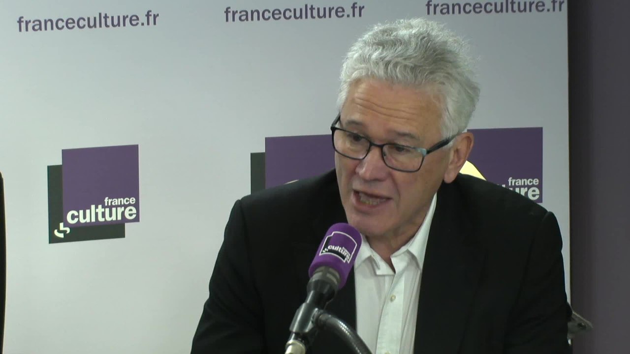 Hervé Juvin : "On voit bien l'idée de remplacer ces français indociles susceptibles de se mettre en grève, par des migrants qui eux seront complètement soumis au régime d'esclavage que l'on veut leur imposer. "