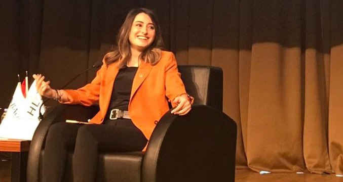 Son Dakika! PKK'lıların Oyuna Talibiz Diyen CHP Milletvekili Aysu Bankoğlu Hakkında Soruşturma Başlatıldı