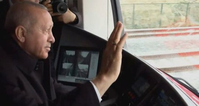 Erdoğan Gebze-Halkalı Banliyö Hattında Makinist Koltuğuna Geçti