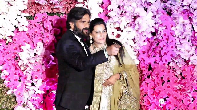 Suniel Shetty With His Wife Mana Shetty At Akash Ambani & Shloka Ambani's Grand Reception Party