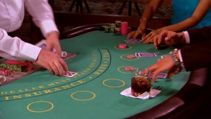 21 Blackjack Tipps - 05_Hand-Signale am Blackjacktisch