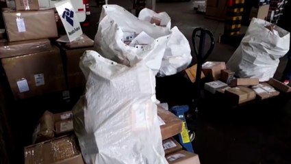 Receita Federal apreende mercadorias durante fiscalização de remessas postais