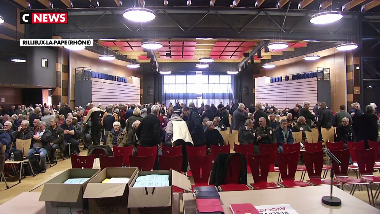 Amiante : les anciens salariés de Renault Trucks aux prud'hommes