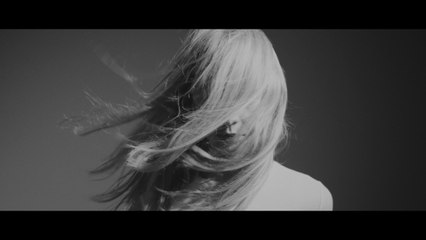 Lucy Rose - Treat Me Like A Woman