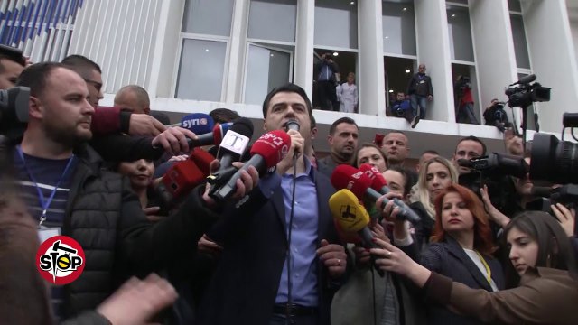 Stop-Basha heq dorë nga të kënduarit.(05.03.2019)