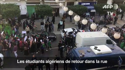 Algérie: les étudiants de retour dans la rue