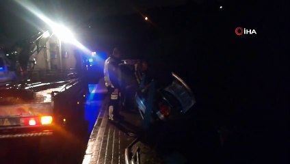 Kontrolden çıkan otomobil su kanalına uçtu: 4 yaralı