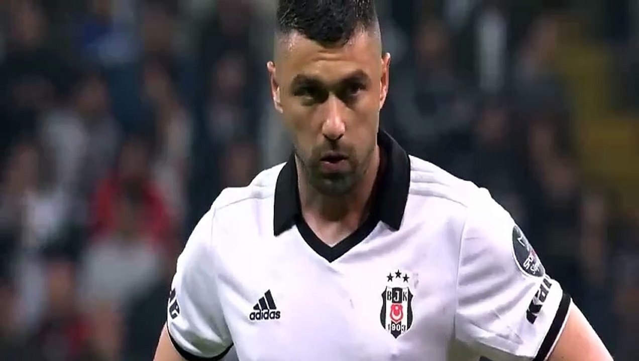 Güntekin Onay Burak’ı izledikçe Burak’ı istemiyoruz diyenler online mı’ diye sormak geliyor insanın içinden. - -