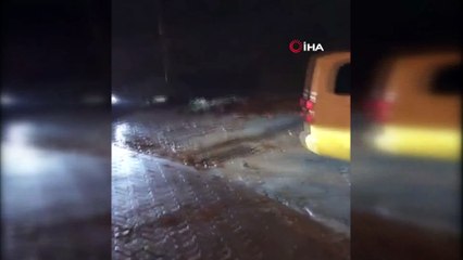 Sağanak yağmur heyelana neden oldu