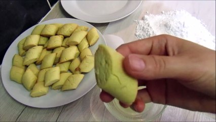 حلوى بالحامض بوسو لا تمسو بالليمون هشيشة مثل القطن تدوب في الفم حلوة روووعة في المذاق لا تفوتكم