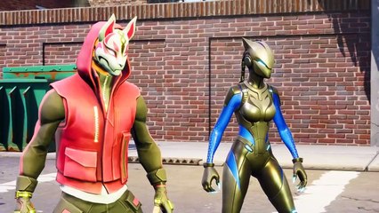 EVERYONE FALLS IN LOVE WITH LYNX... *SEASON 7* - A Fortnite Season 7 Short Film