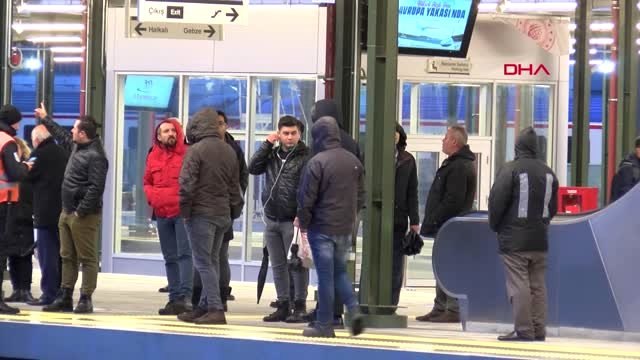 Gebze-Halkalı Banliyö Tren Hattı'nda İlk Günek Görüntüler-2
