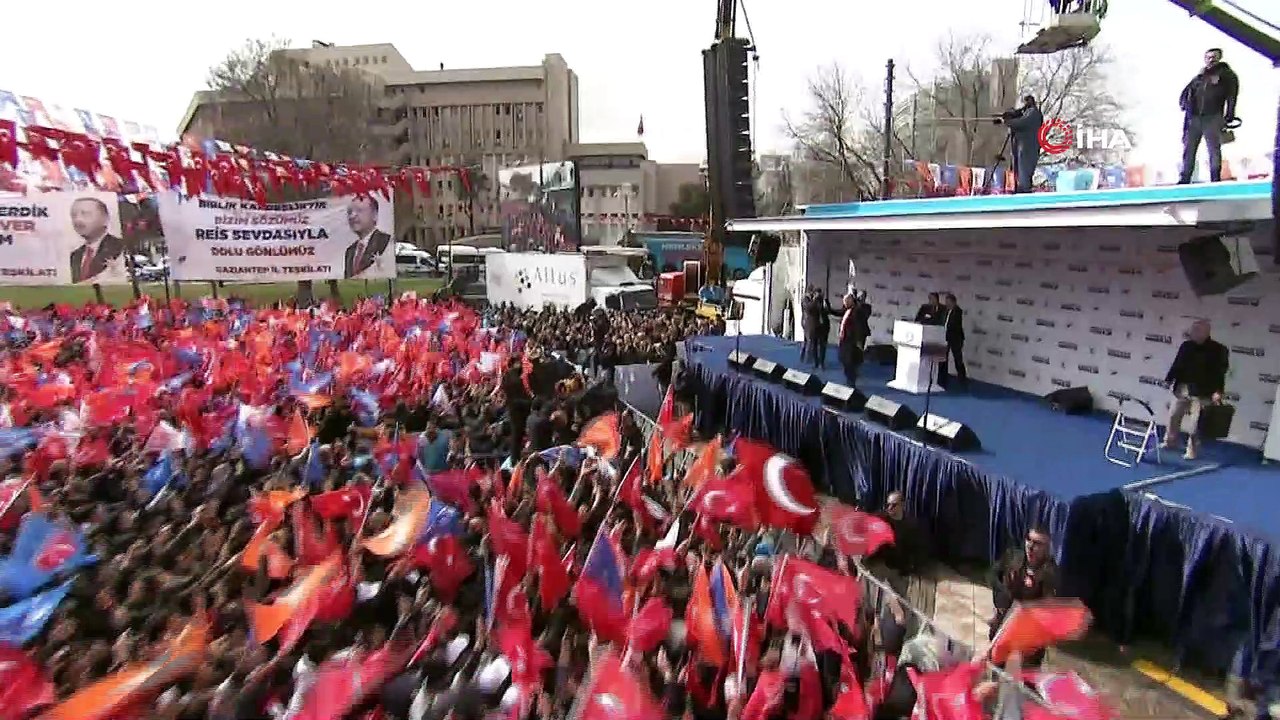 Cumhurbaşkanı Erdoğan:'Antep’in tarihine kültürüne uygun bir medeniyet şehri kuracağız. Buradaki binaların her biri hayatlarıyla birer Antep evi şeklinde yapılacak'