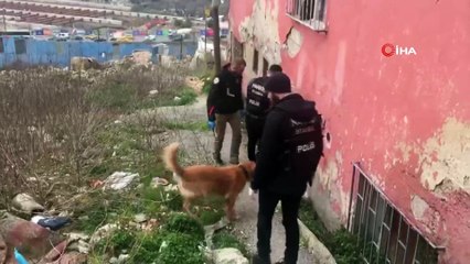 Beyoğlu’nda zehir tacirlerine şok baskın