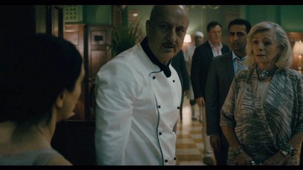 Jason Isaacs, Nazanin Boniadi Want Out In 'Hotel Mumbai' New Clip