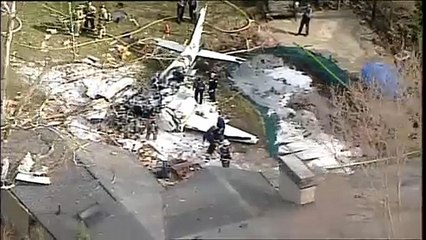 Családi házra zuhant egy kisrepülő