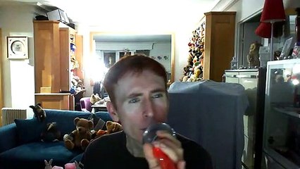 Wiwi égratigne "unknown (to you)" de Jacob Banks