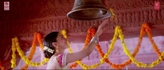 Rama Loves Seeta Full Video Song - Vinaya Vidheya Rama - HD - telugu Song