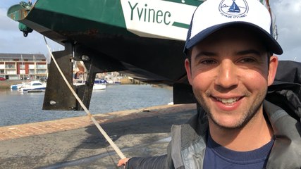 Guirec Soudée sort son bateau de l’eau